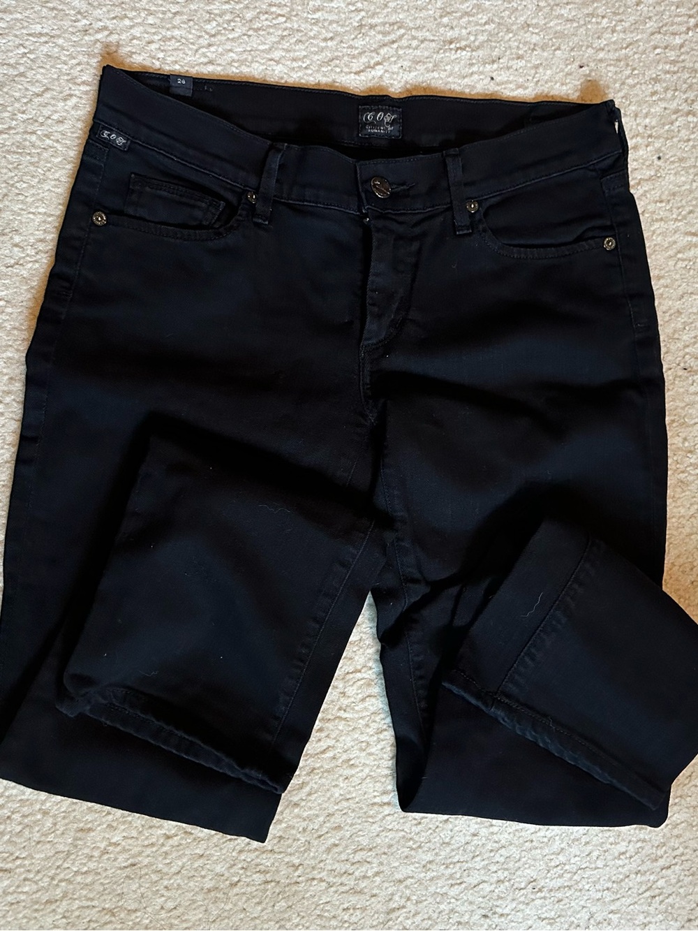 Citizens Of Humanity Straight Leg Jeans in Black